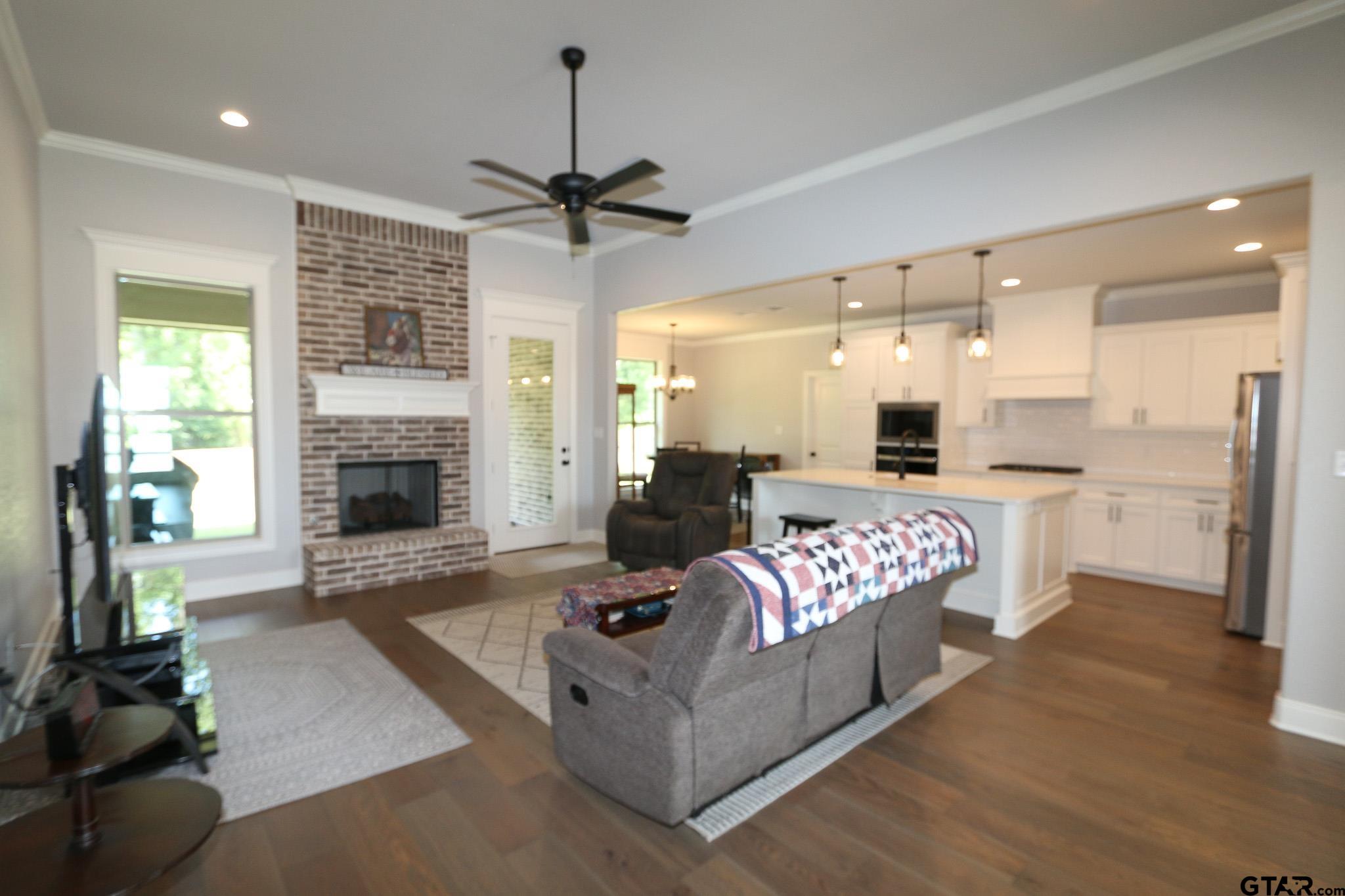 11863 Gillian Court