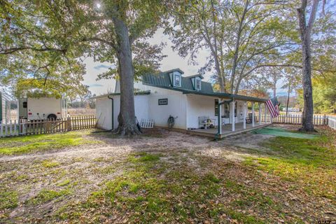 A home in Quitman