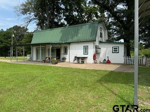 A home in Quitman