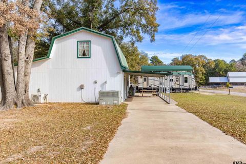 A home in Quitman