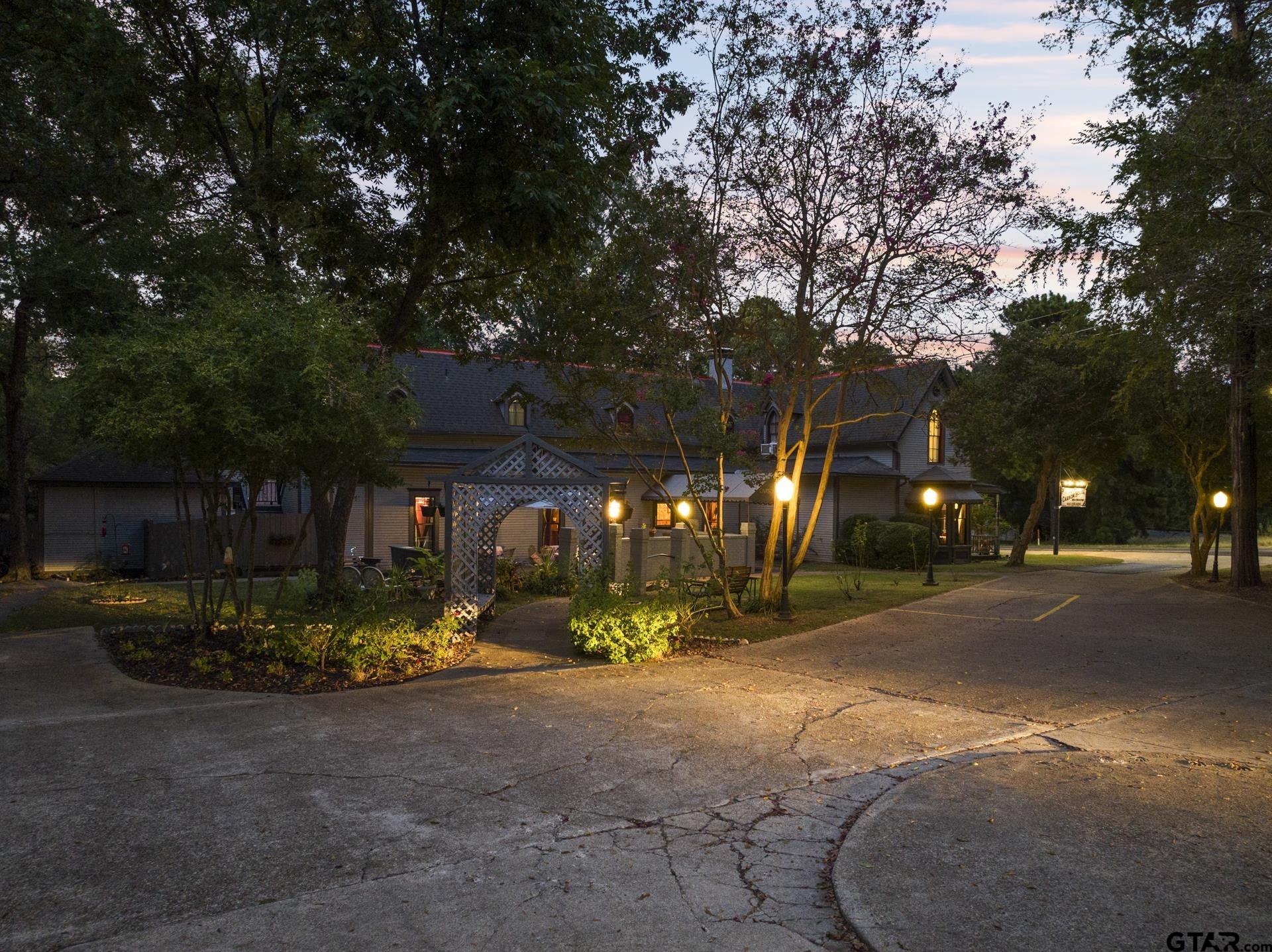 302 Mt Pleasant Street