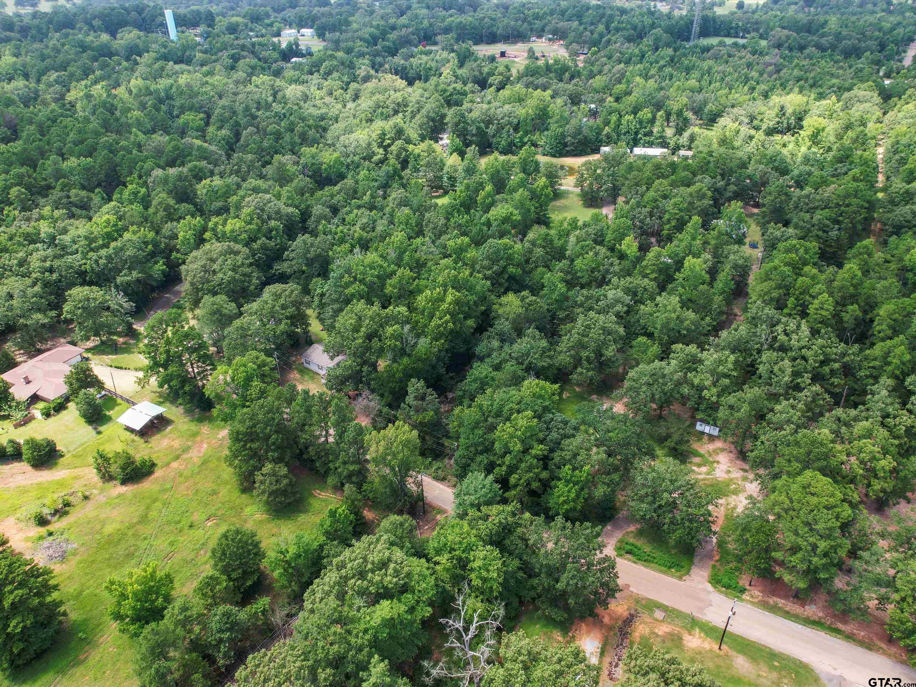 818 W Whatley Rd