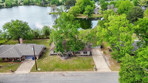 210 Pat Dr Mineola TX 75773