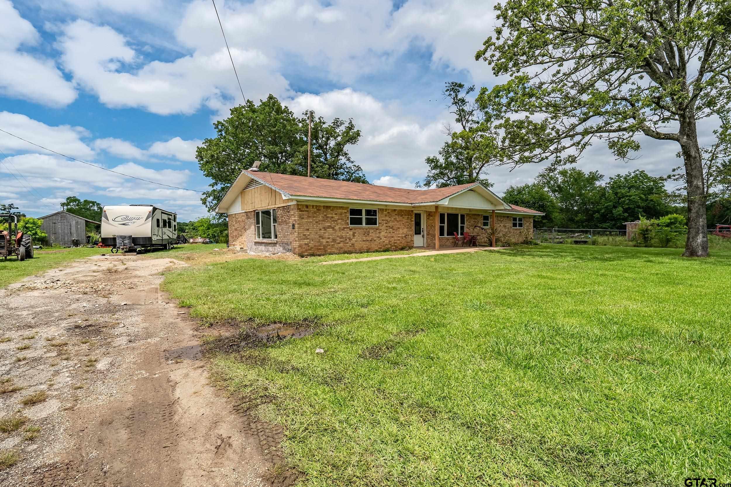 7037 E U.S. Hwy 80