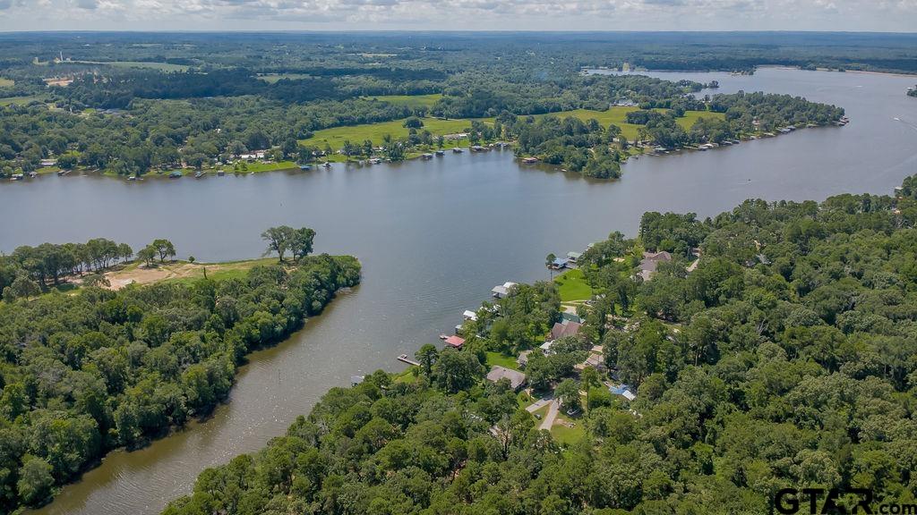 822 County Road 2297