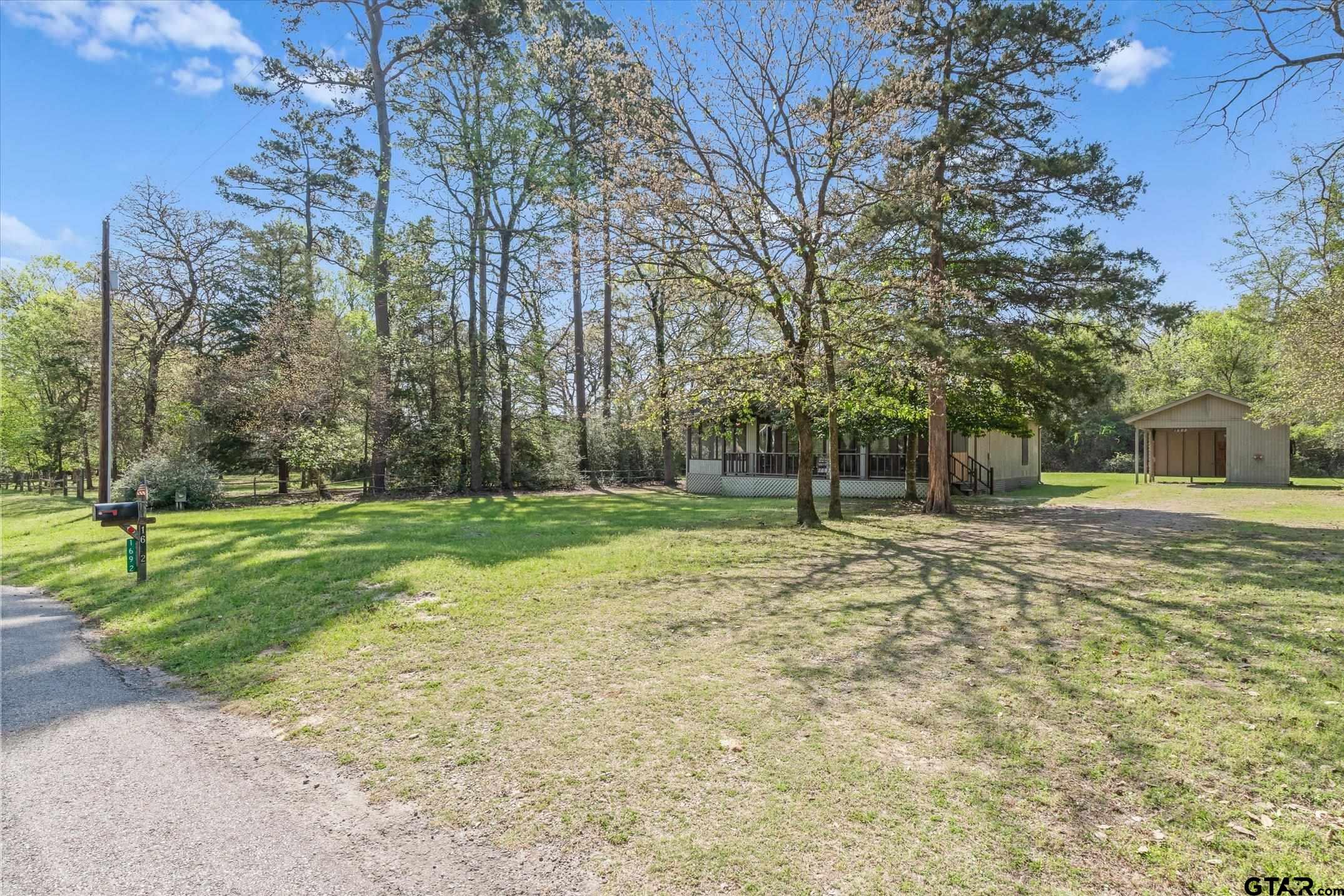 1692 Valleywood Trail