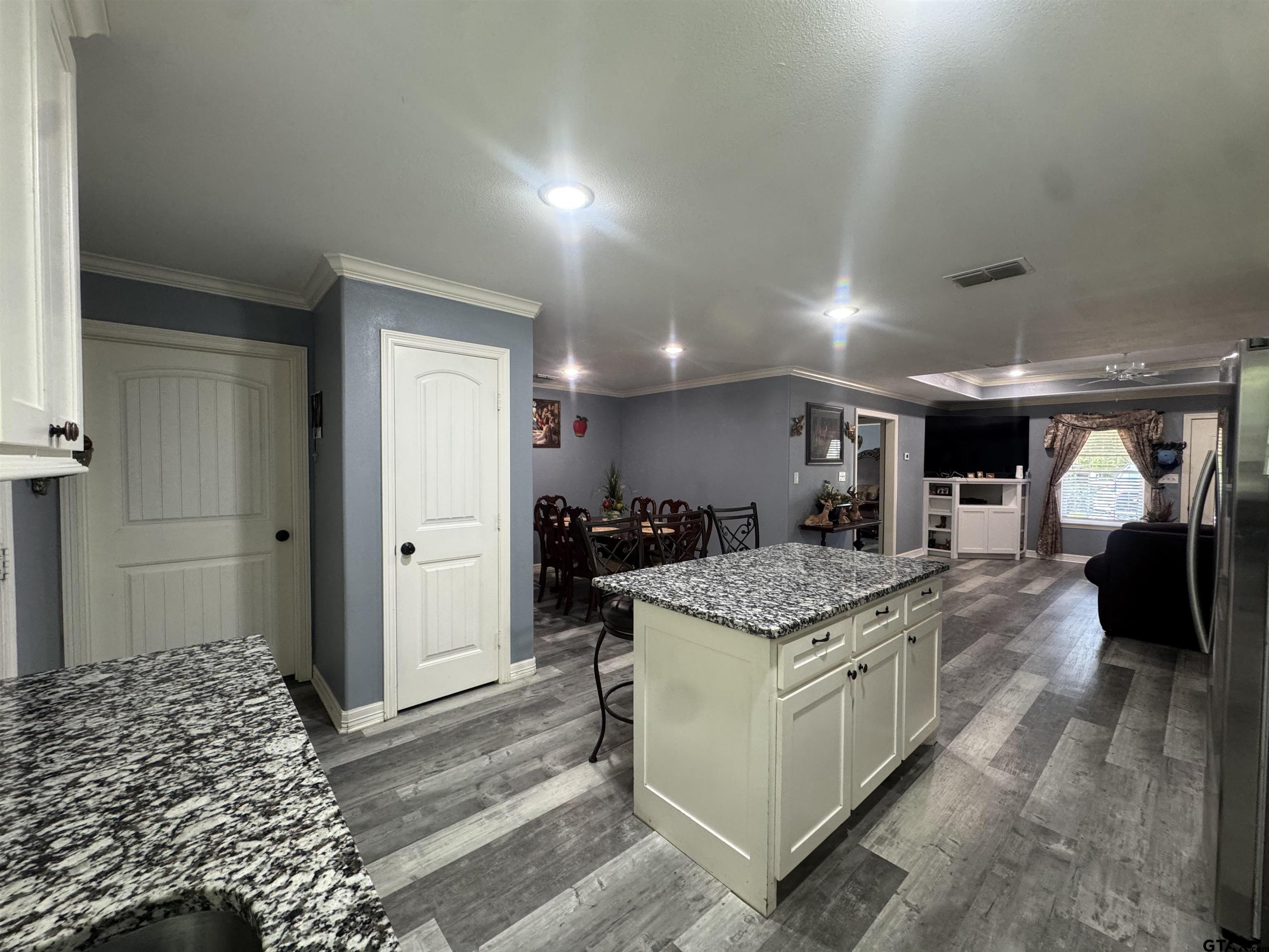 8261 County Road 381