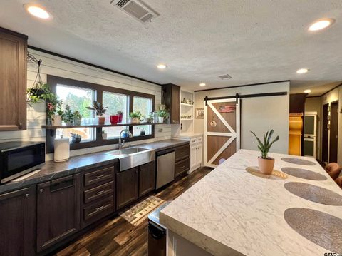 285 CR 2262 Mineola TX 75773