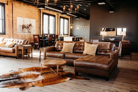 101 S 4th Street Crockett TX 75835