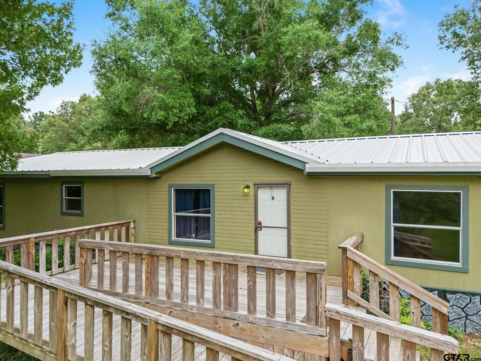 220 Private Road 589