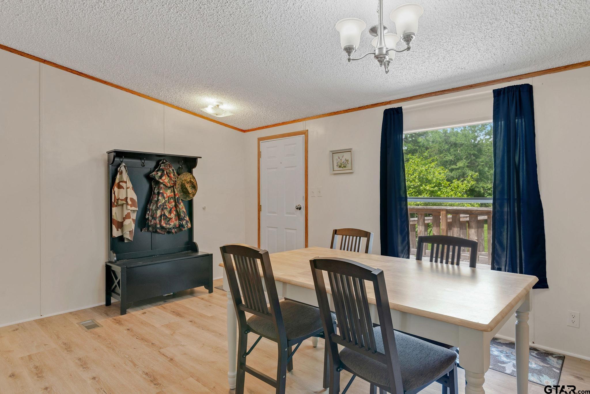 220 Private Road 589