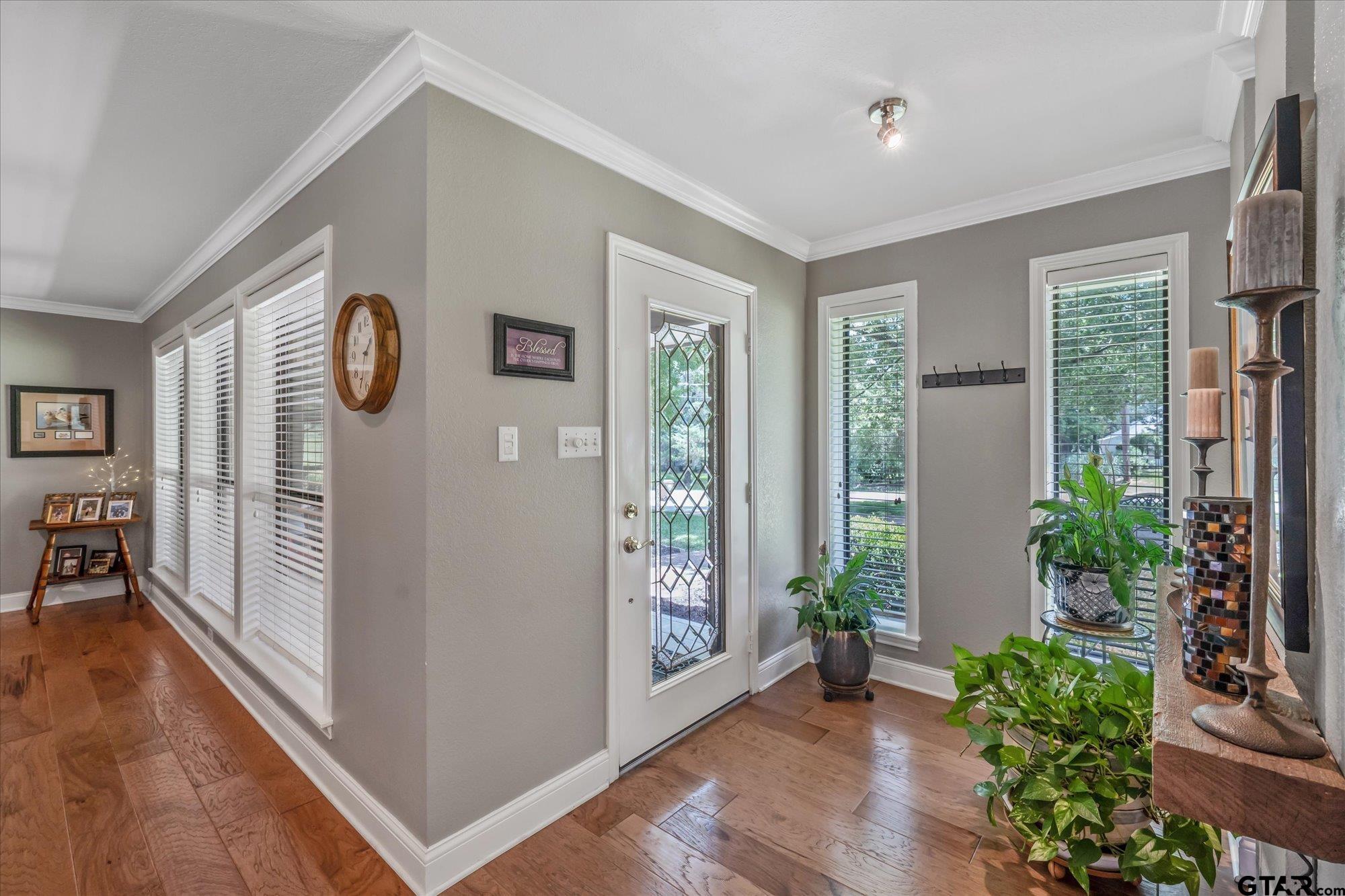 1165 Greenbriar Trl