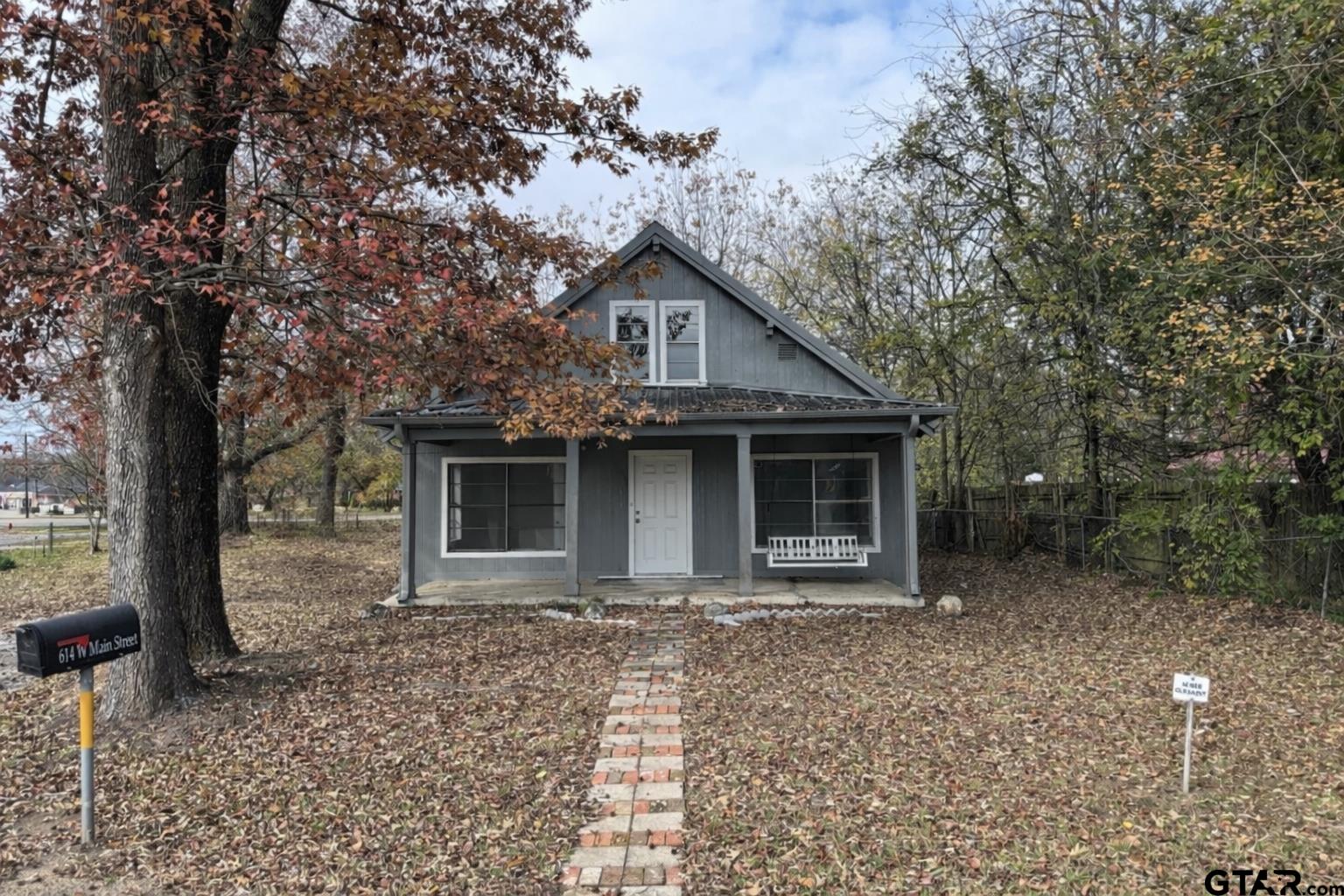614 W Main