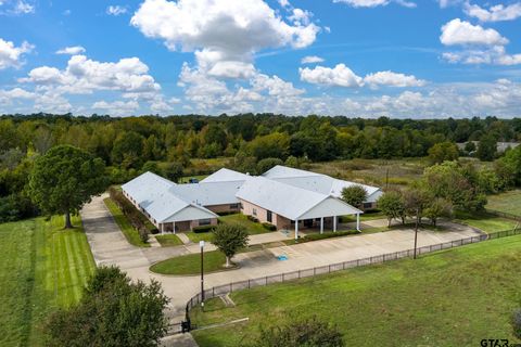 1154 E Loop 304 Crockett TX 75835