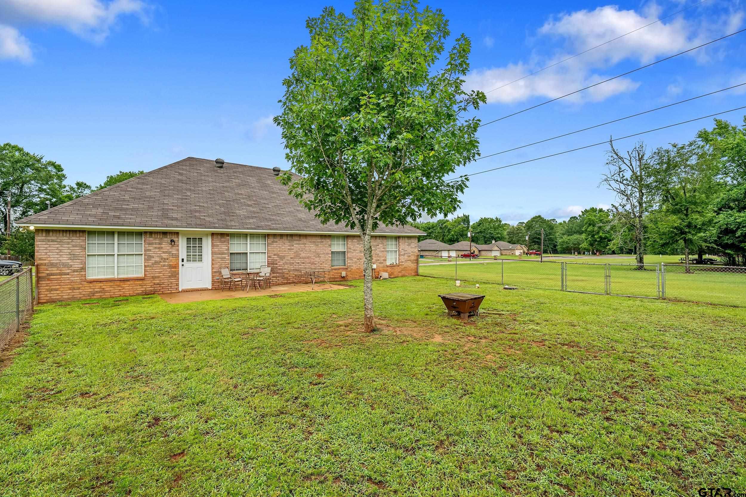 328 County Road 4220