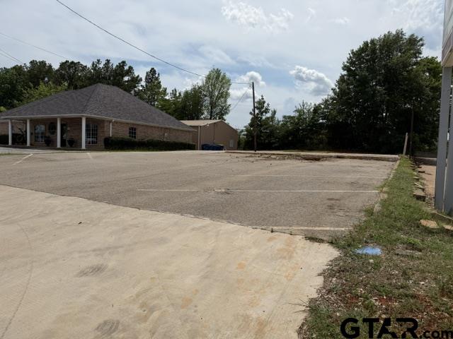 411 HWY 110 N