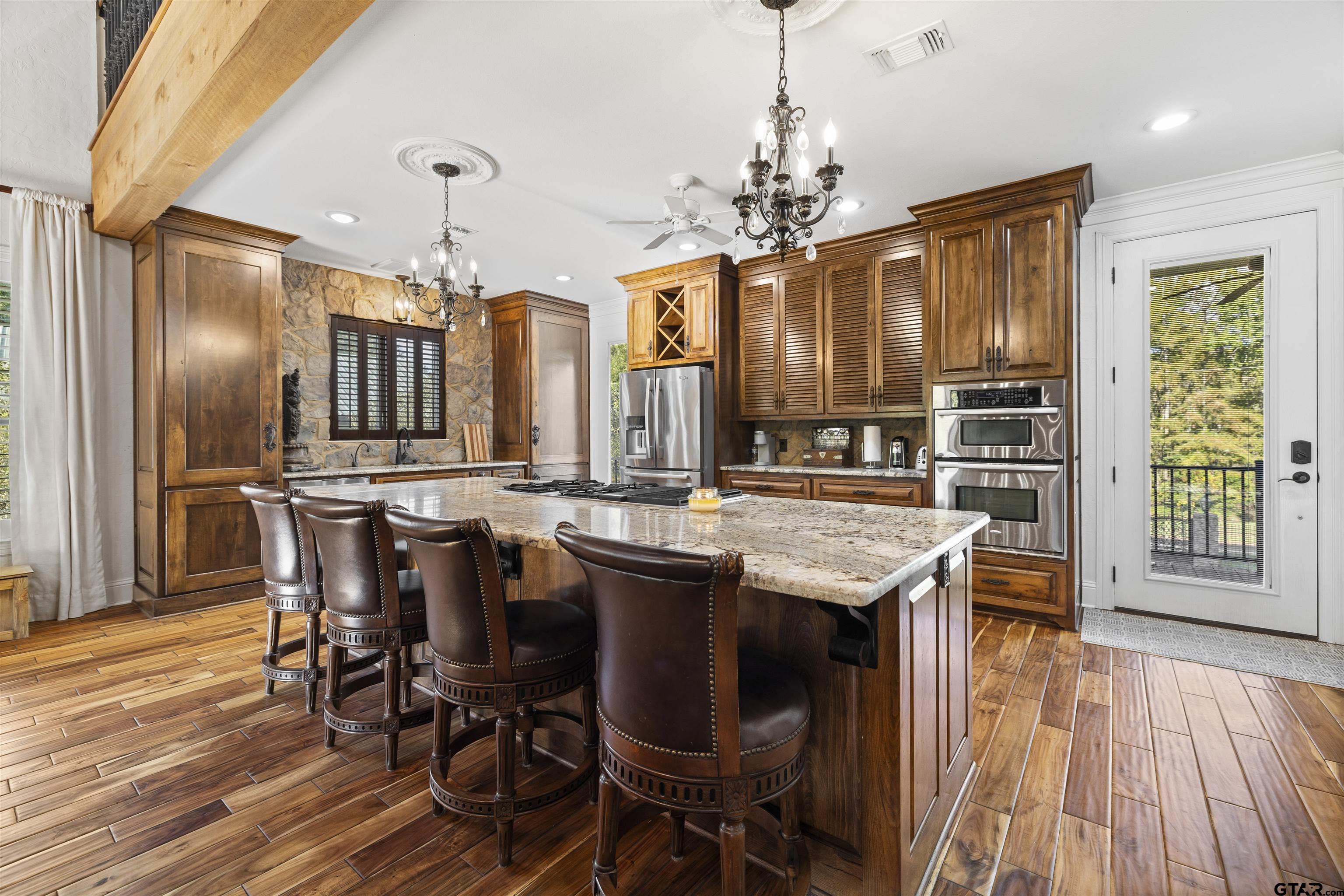 742 Private Road 7219