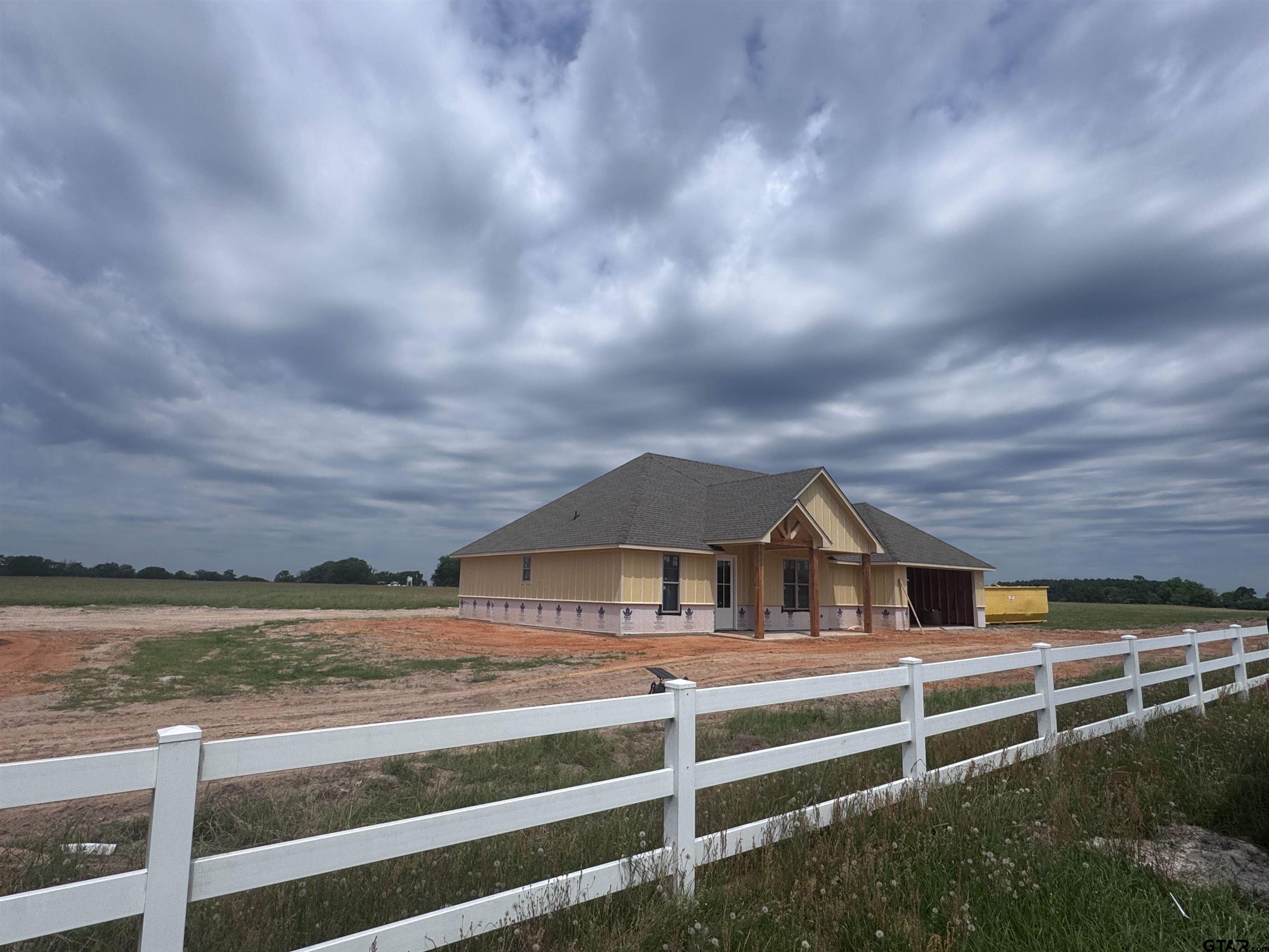 16301 County Road 441