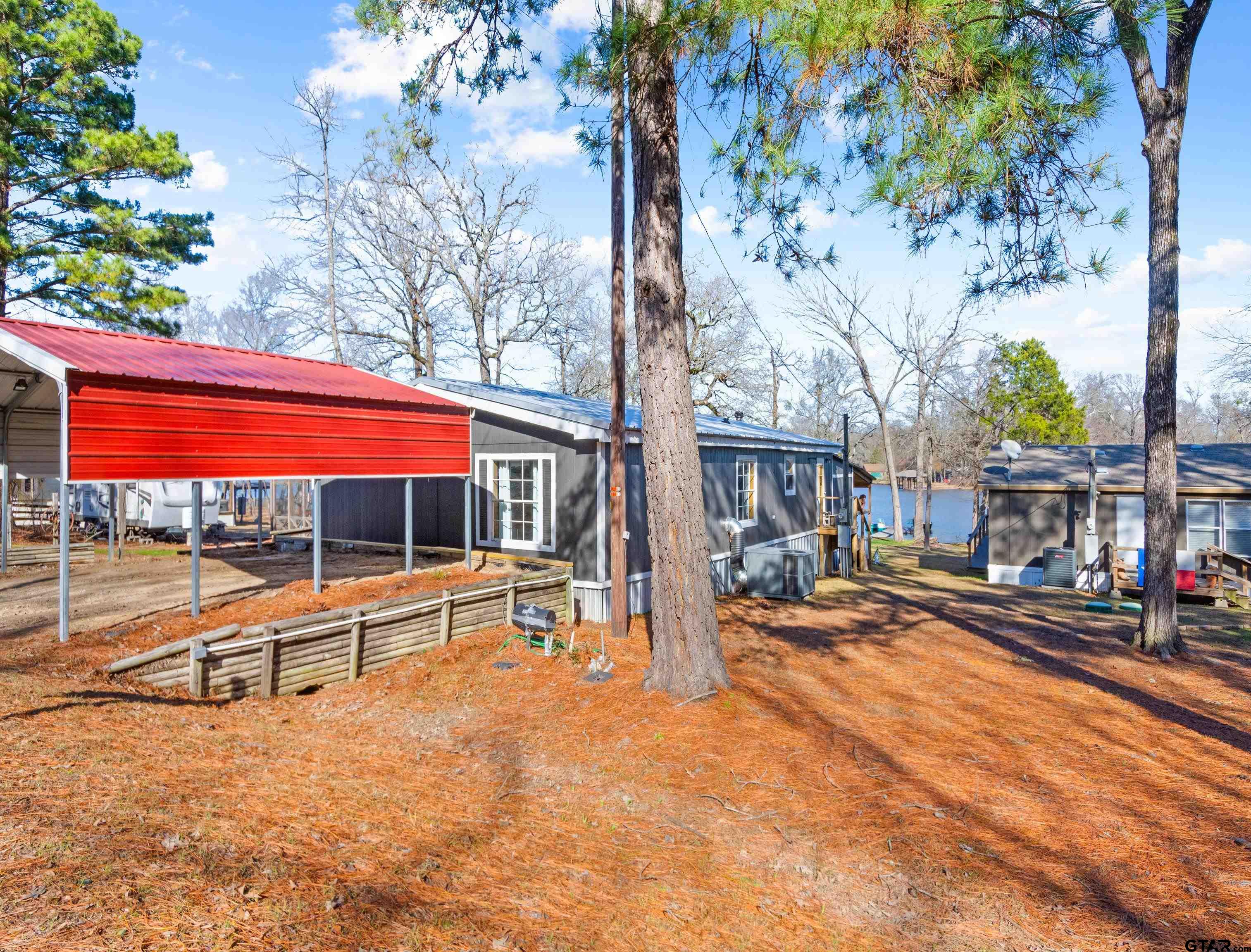 682 Dogwood Trail