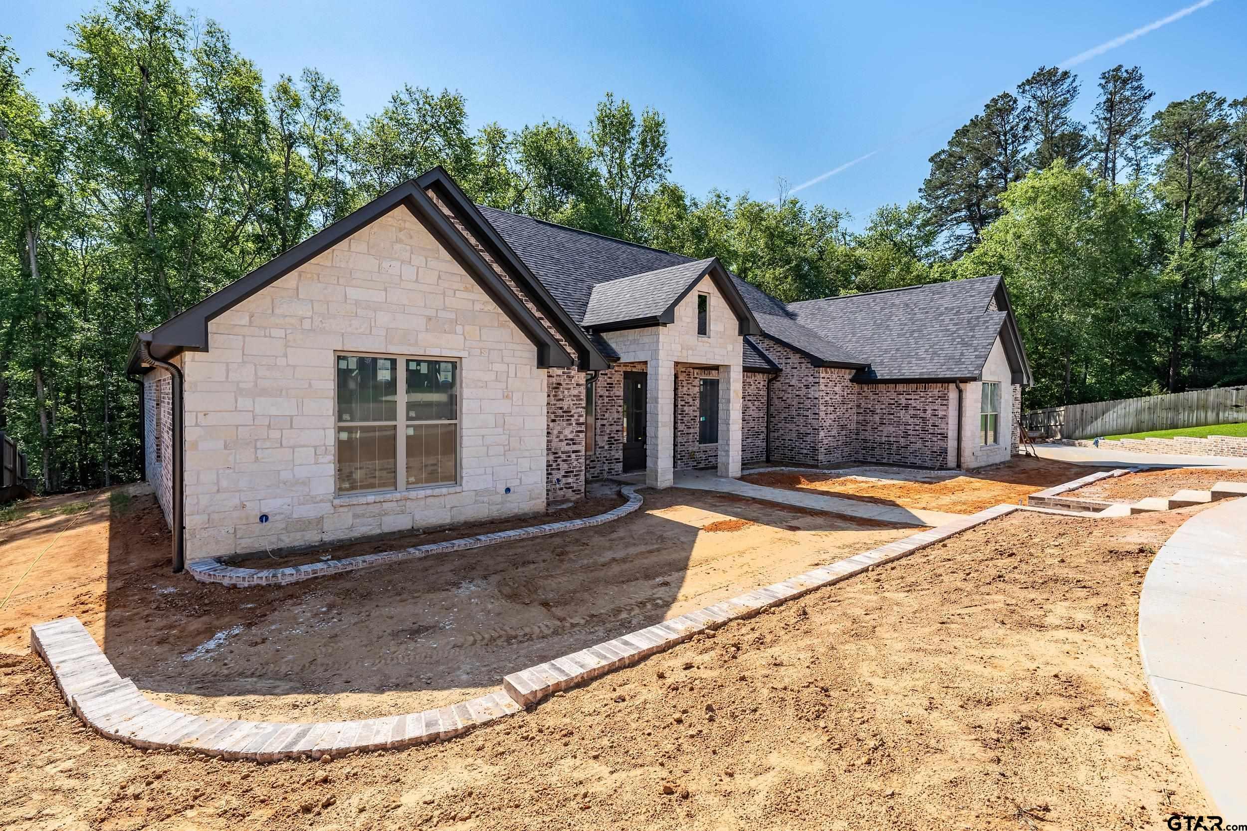 2546 Barton Creek Cir