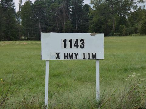 1143 Highway 11 Daingerfield TX 75638