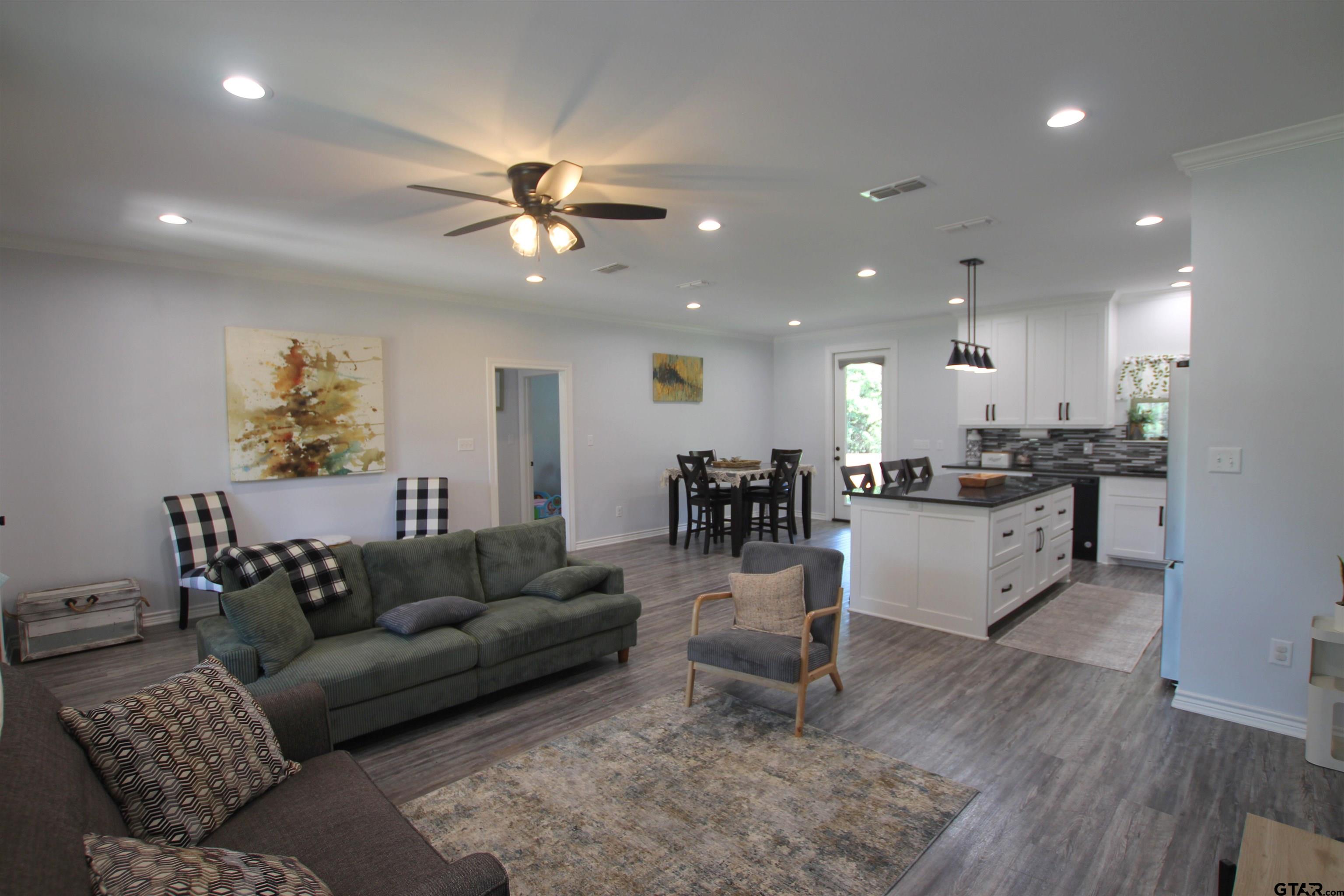 19379 Cedarpark Pl