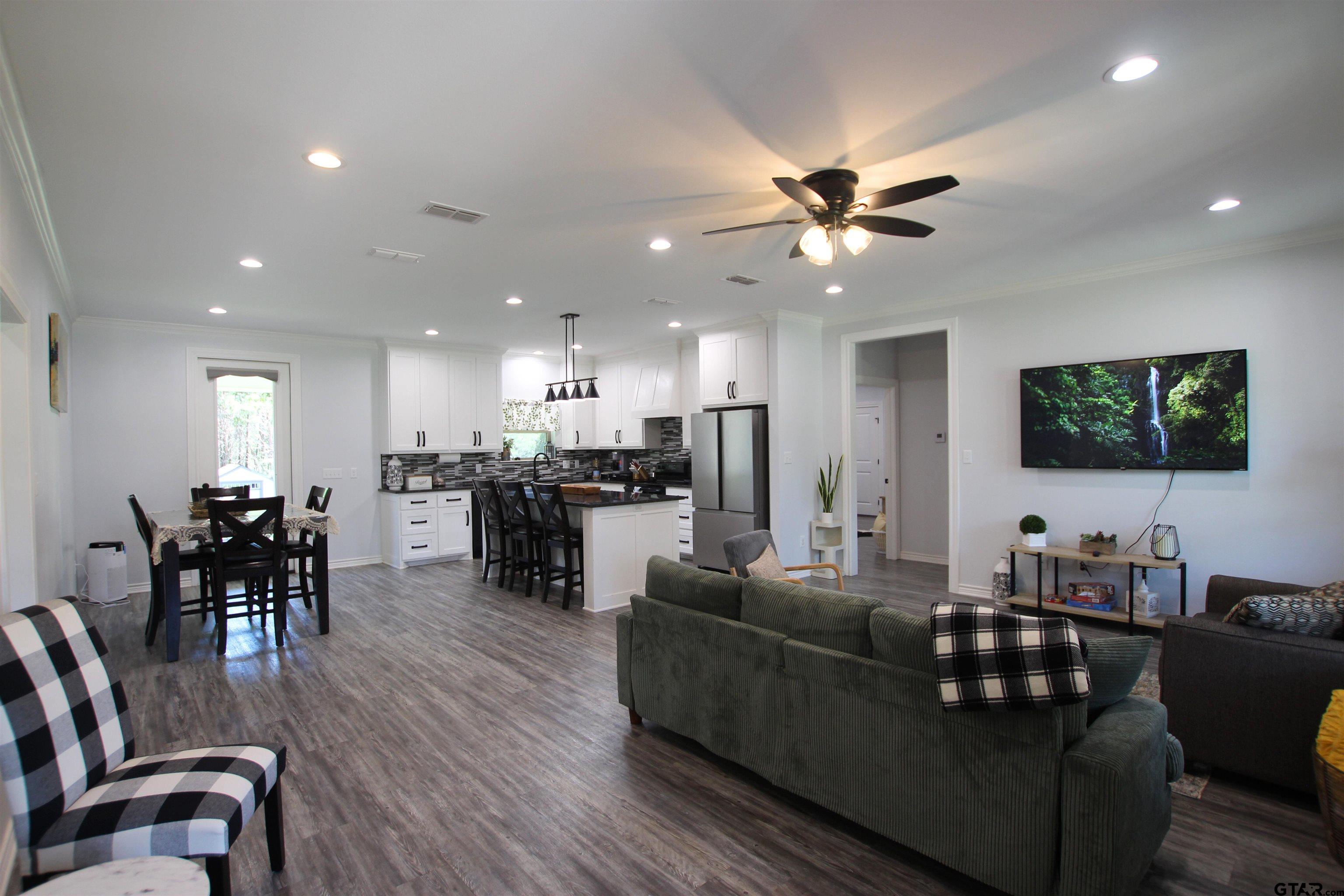 19379 Cedarpark Pl