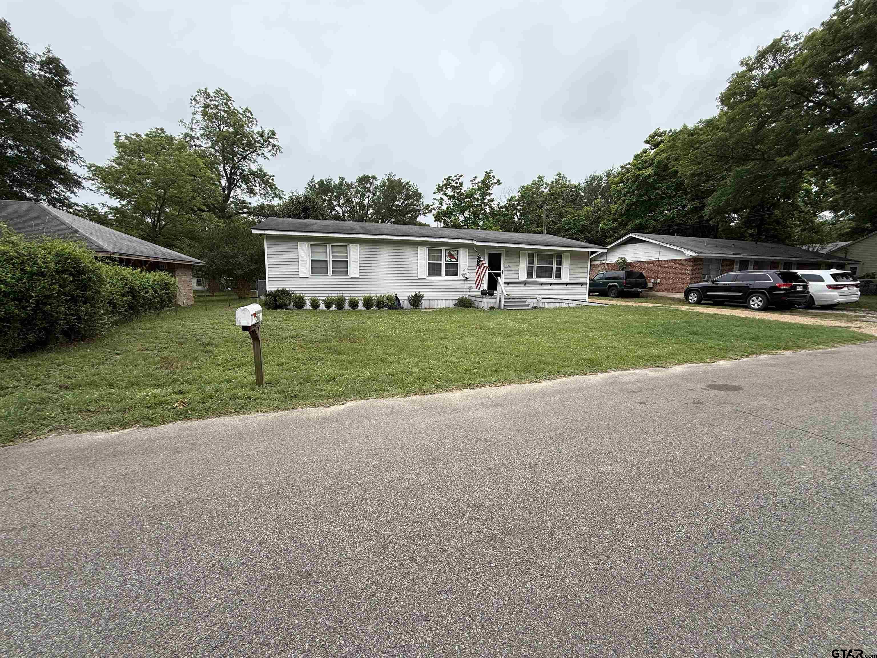 306 Floyd St