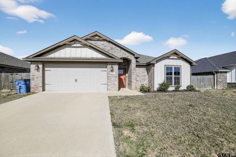 16217 Ridgeview Ln Lindale TX 75771