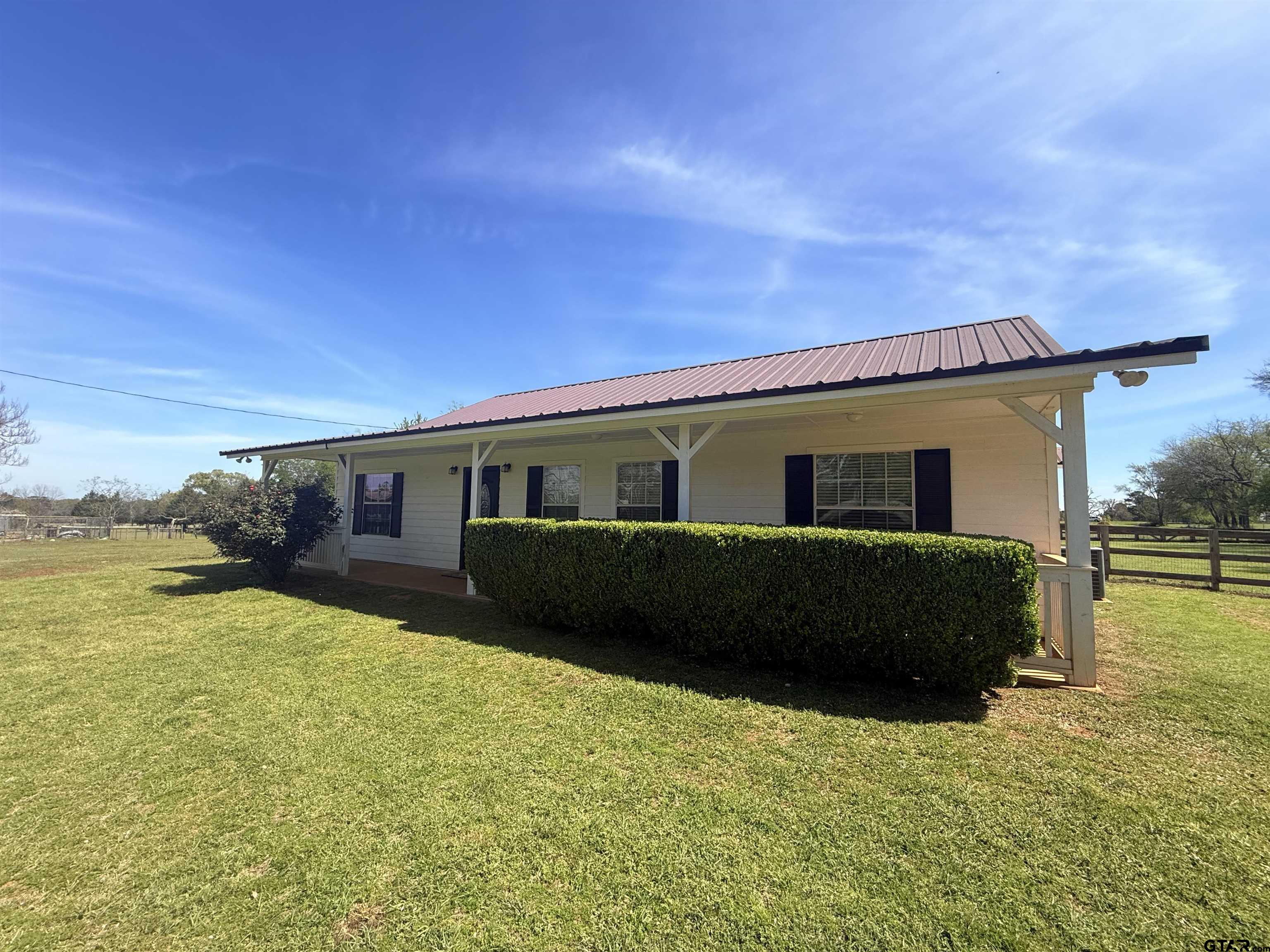 230 County Road 4216