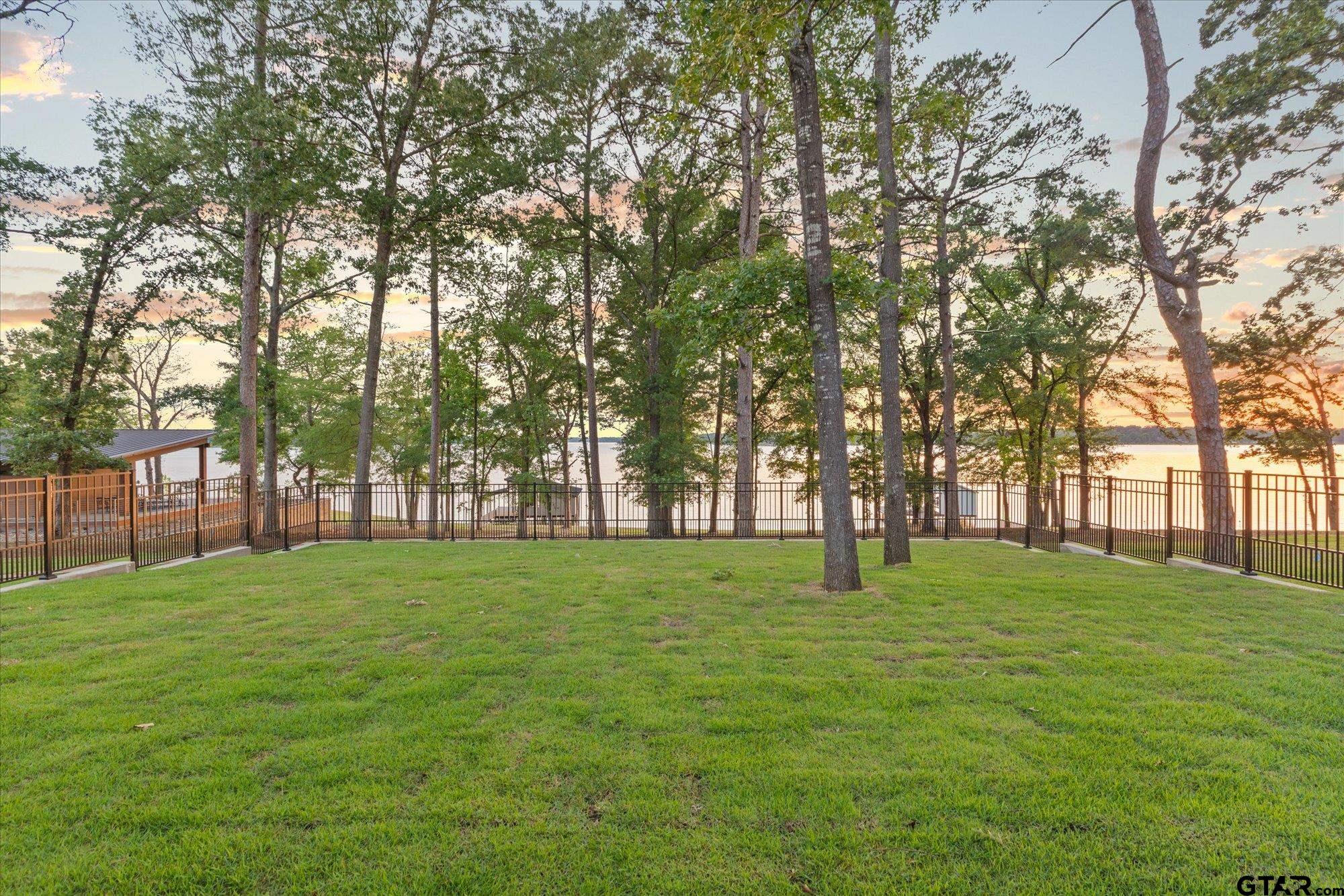 426 Lost Pines