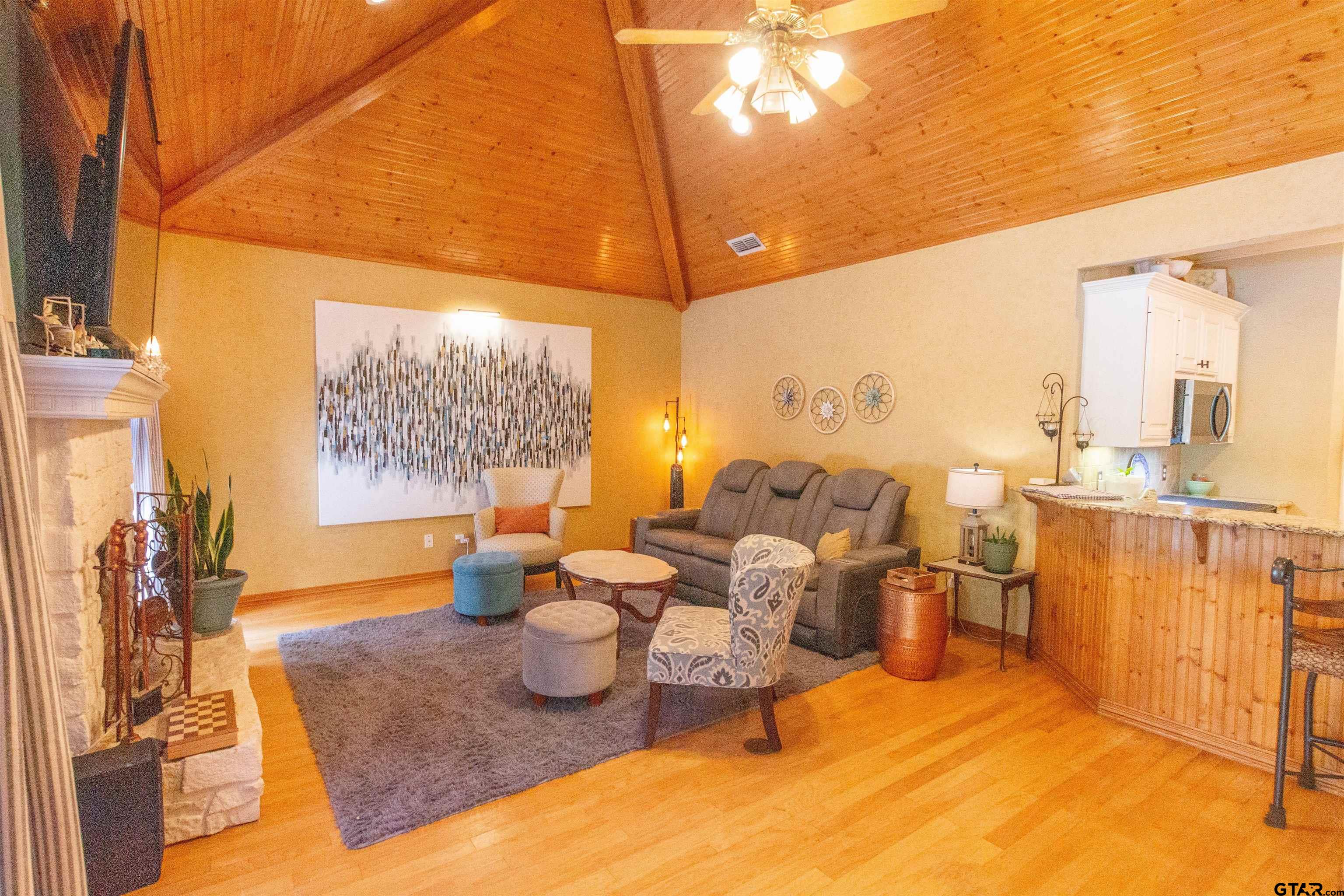 8416 Crooked Trail