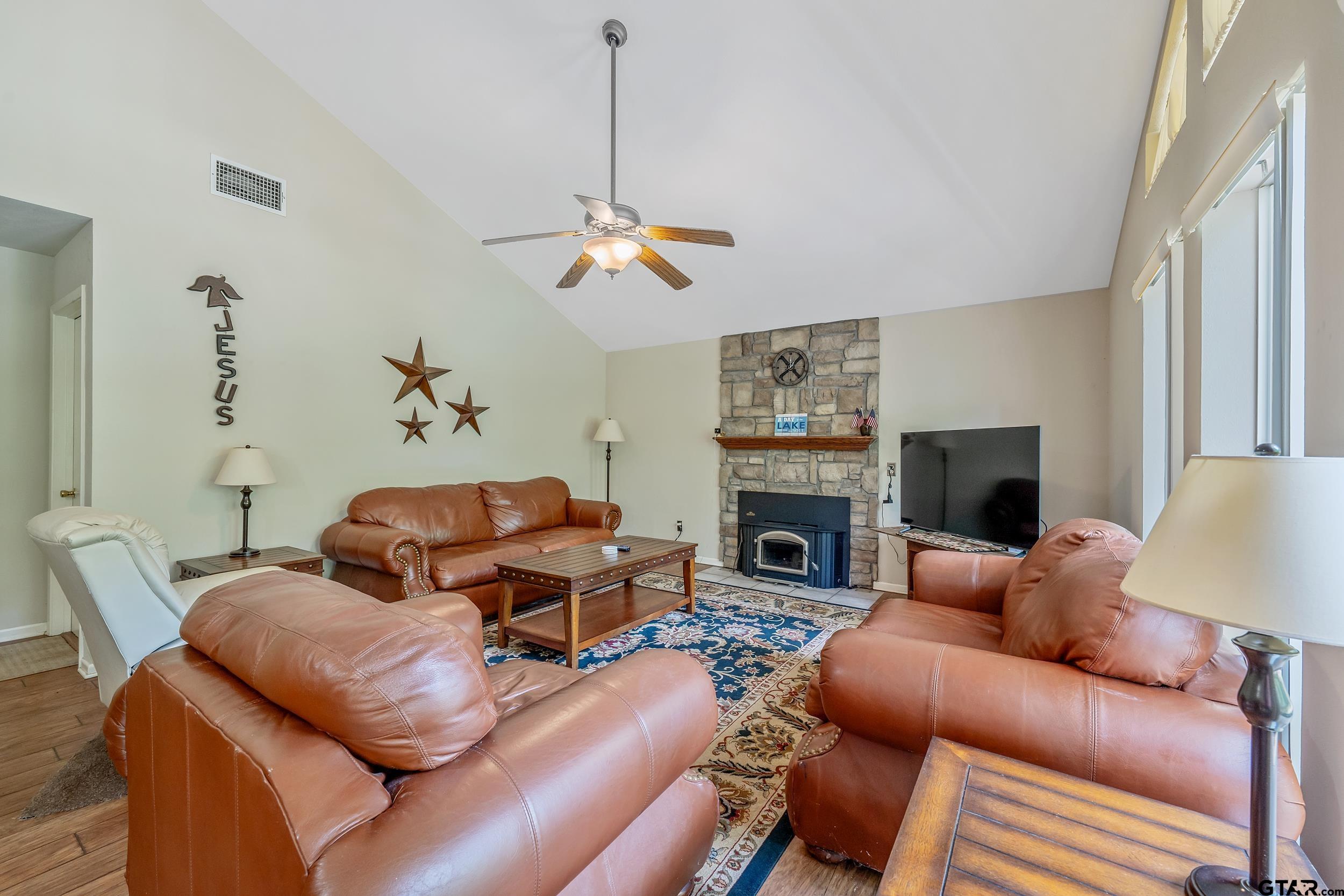 563 Branding Iron Lane