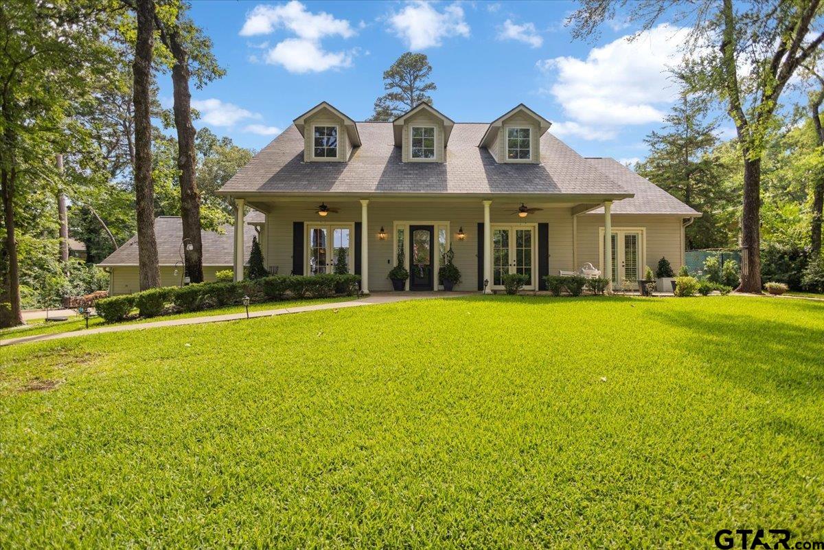 1436 Lakeshore Dr.