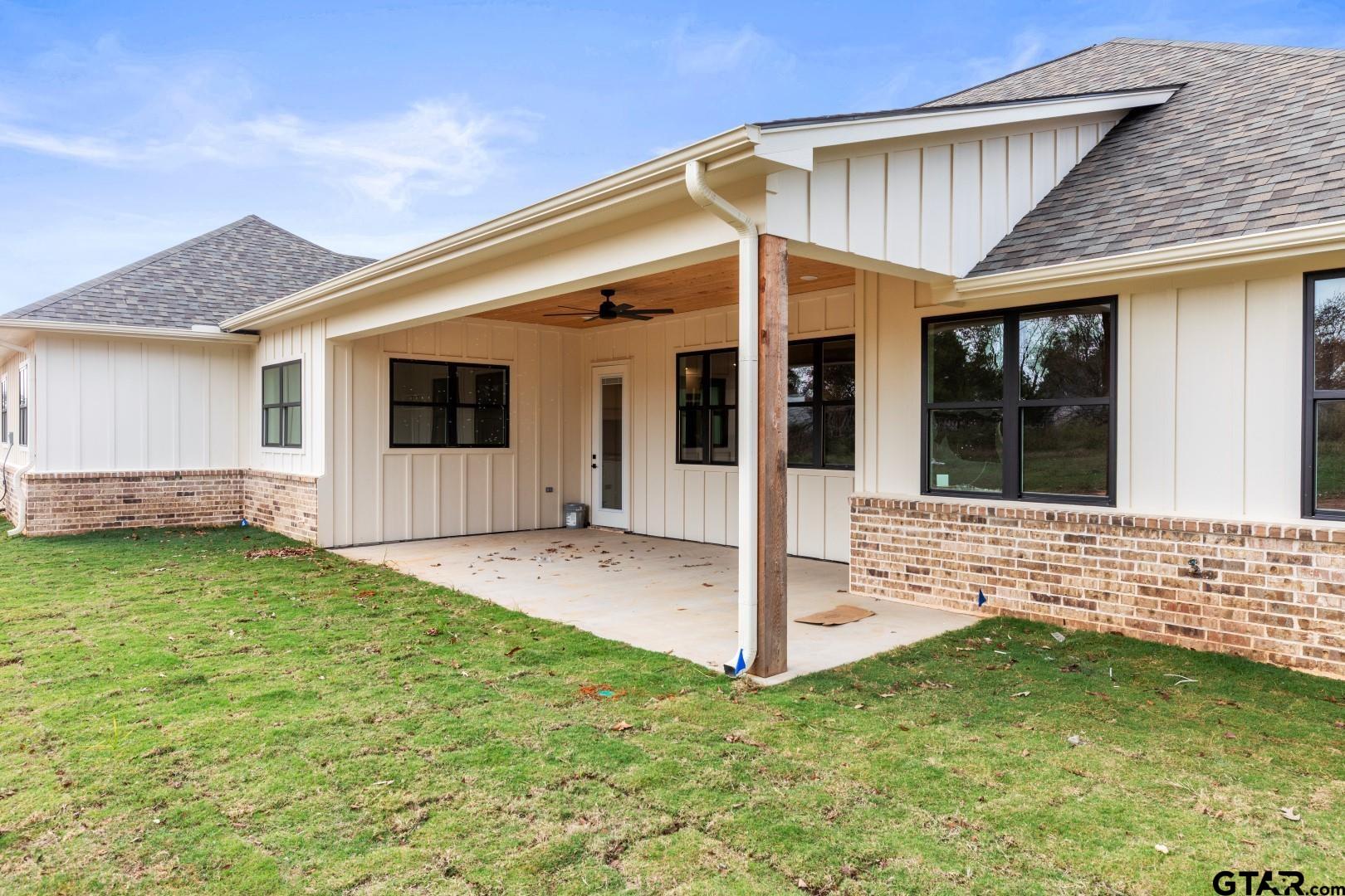 13998 Cedar Vista Lane