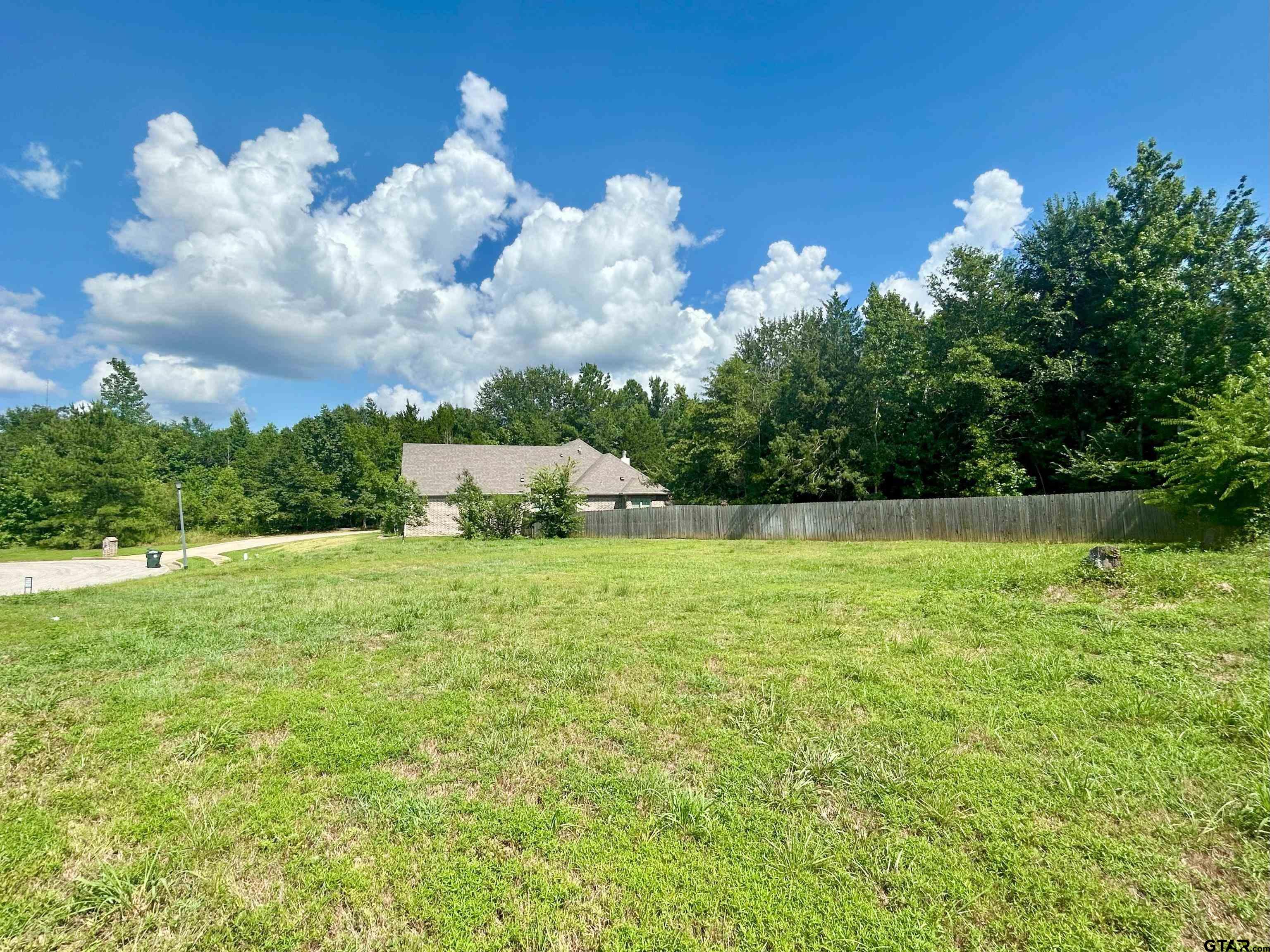 7761 Laurel Springs Ln