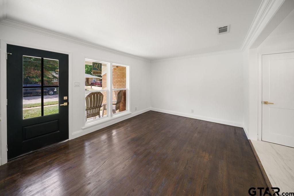 2314 Pleasant DR