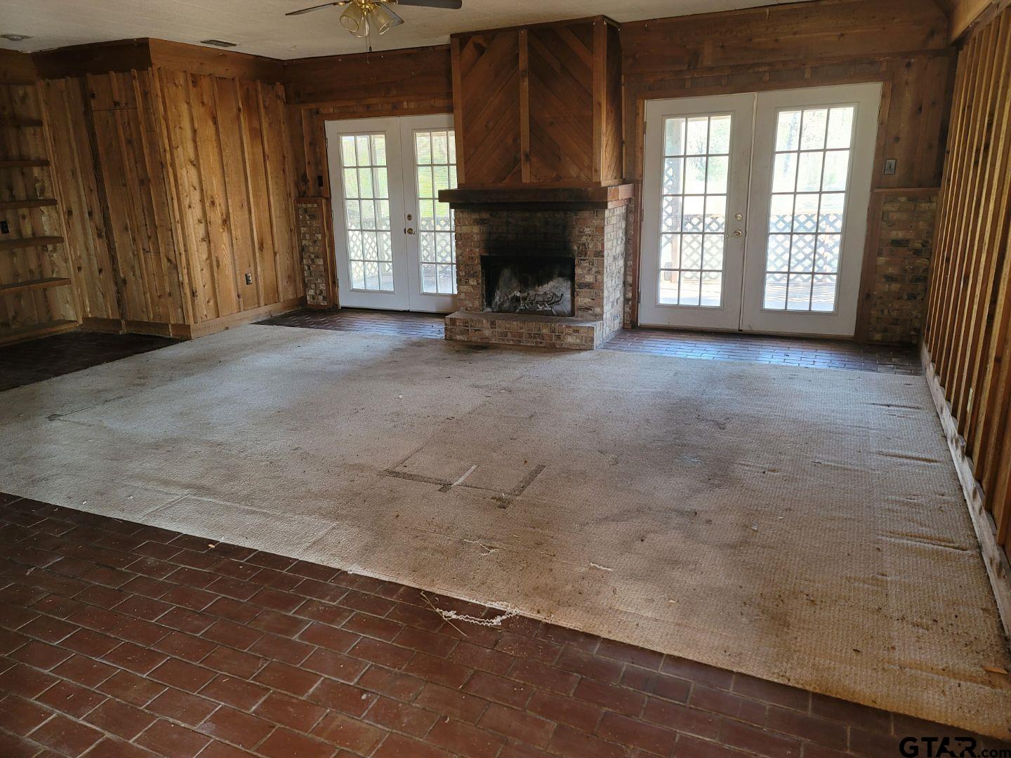 2332 Country Club Drive