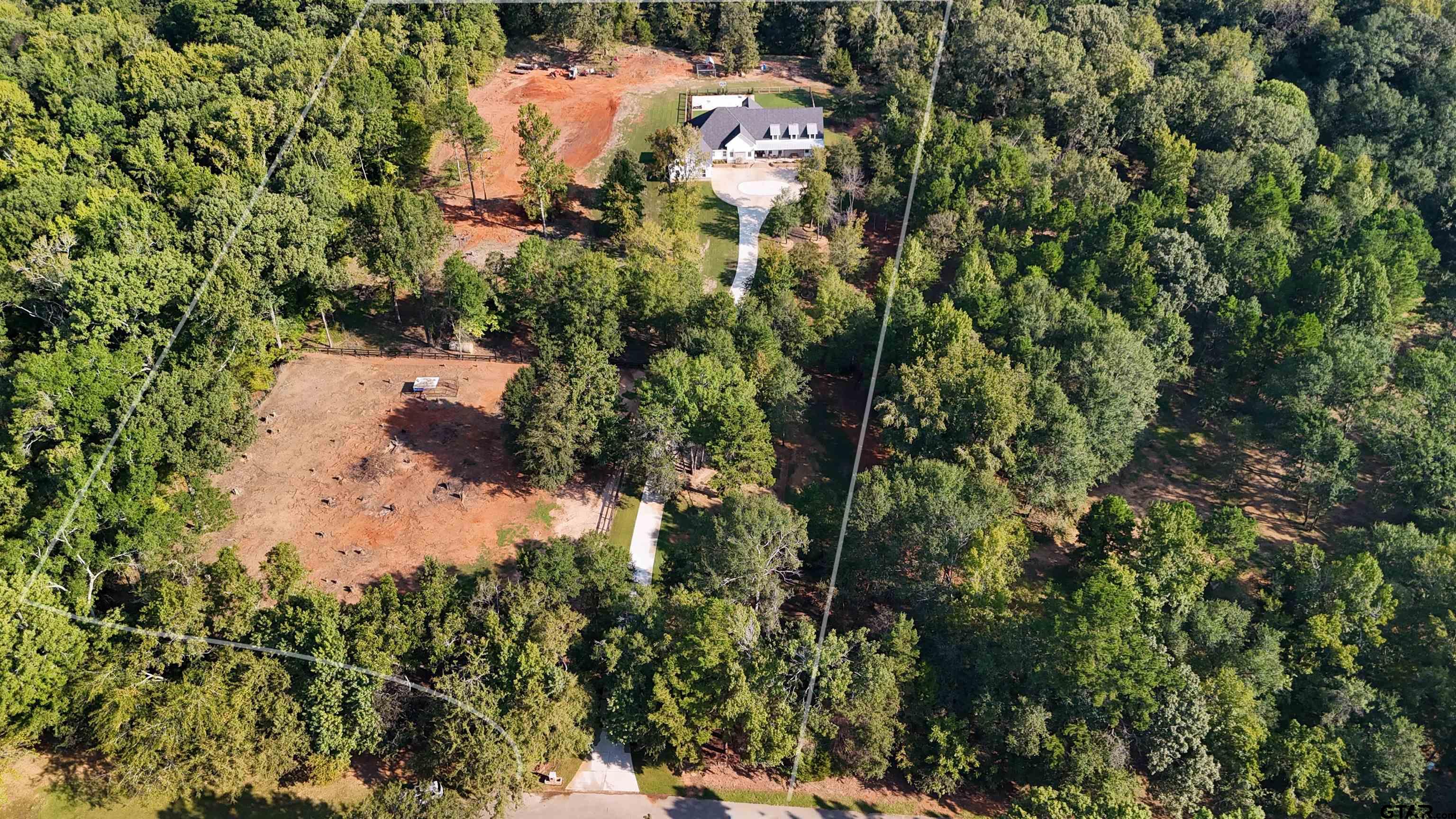 502 Lost Creek