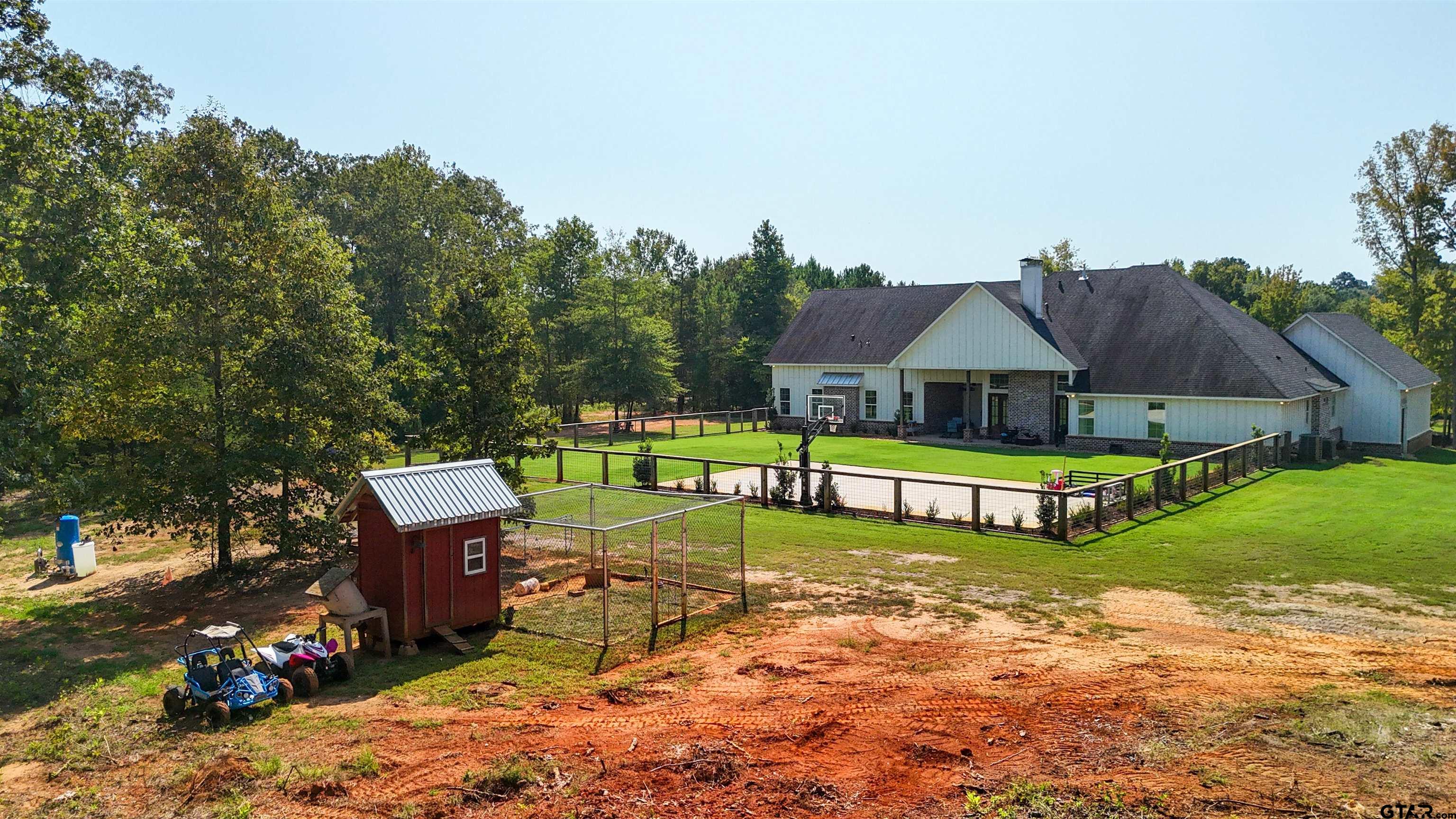 502 Lost Creek