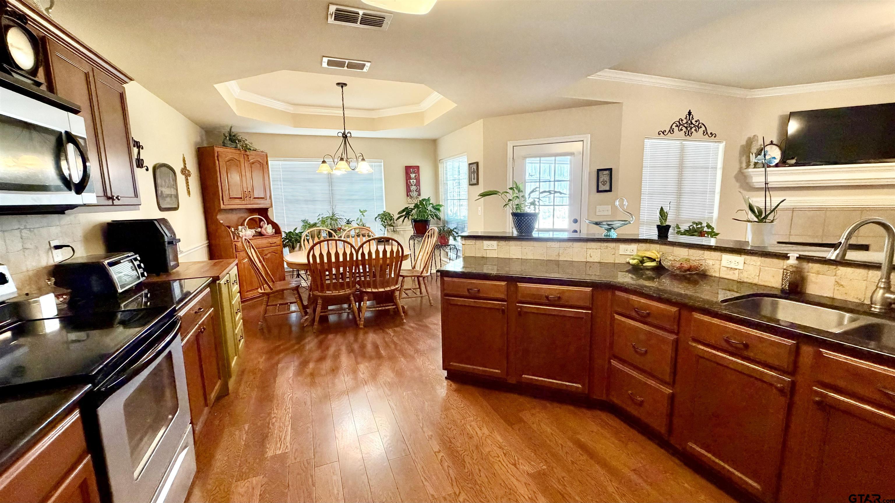421 CUMBERLAND RD UNIT 404