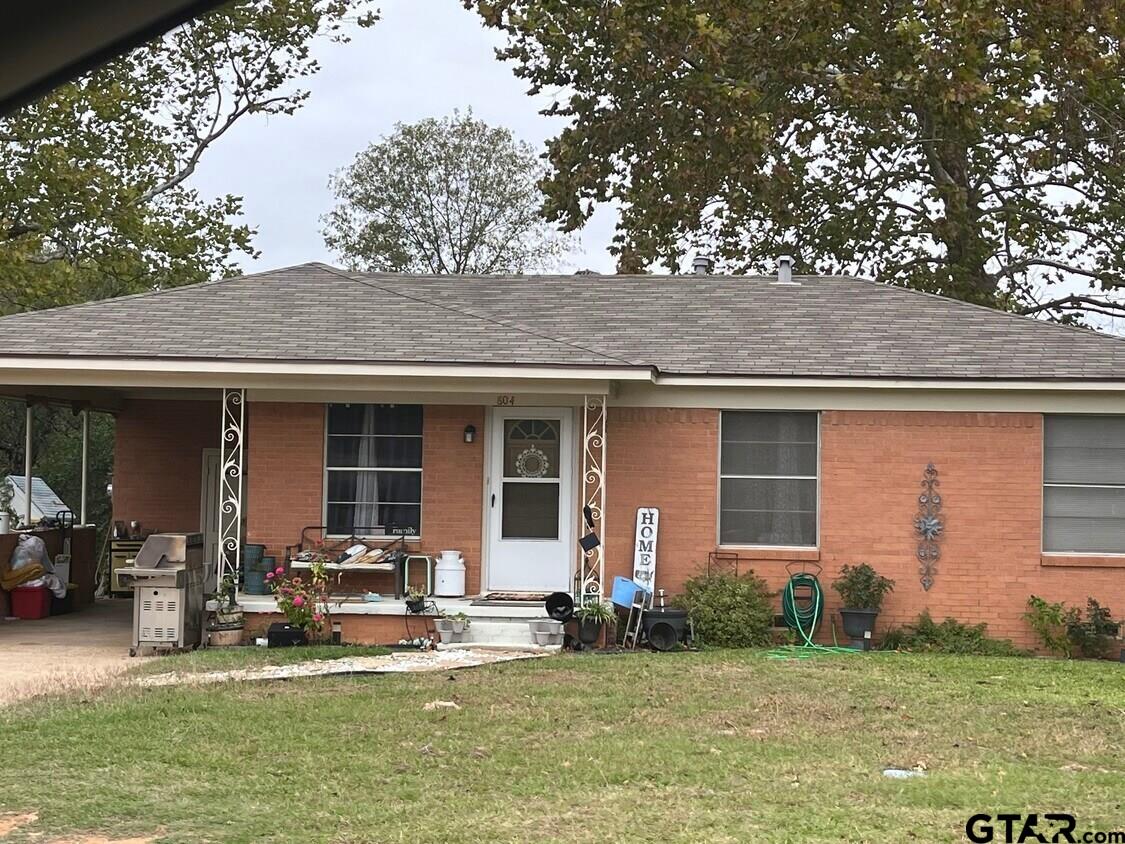 802 & 804 E Hubbard St