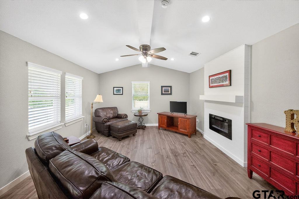 600 Bunny Rabbit Road