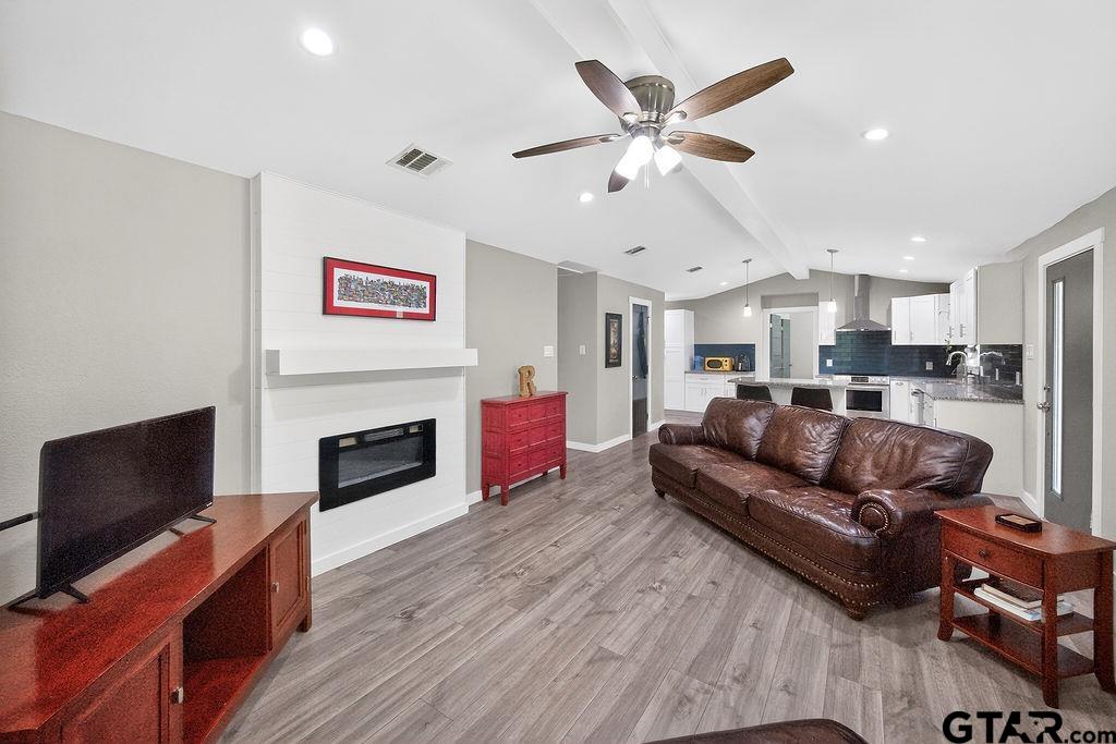 600 Bunny Rabbit Road