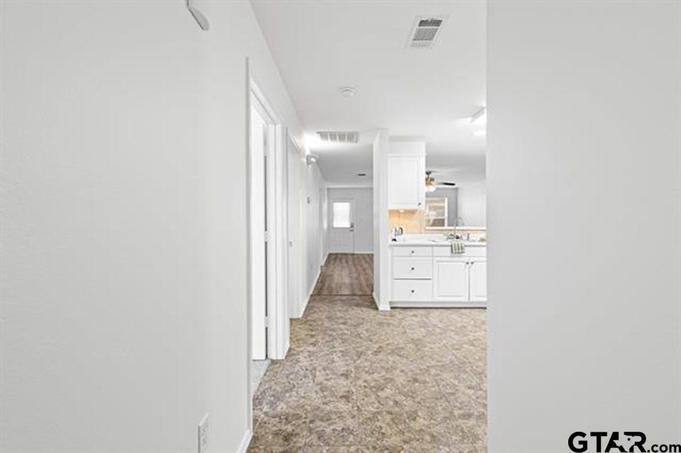 1807 Paverstone Lane