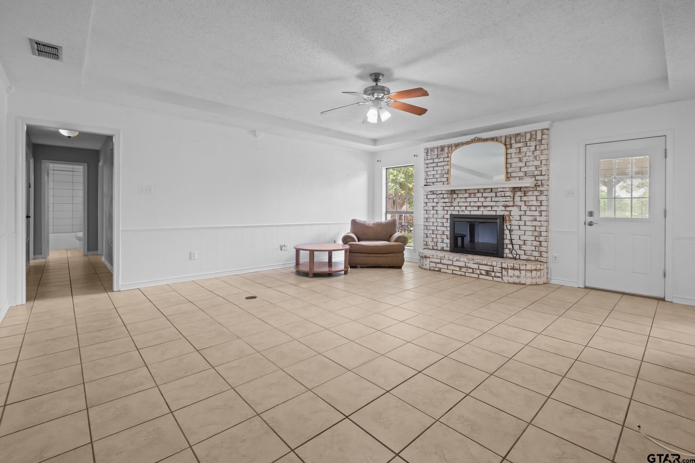 608 CRAIG DR