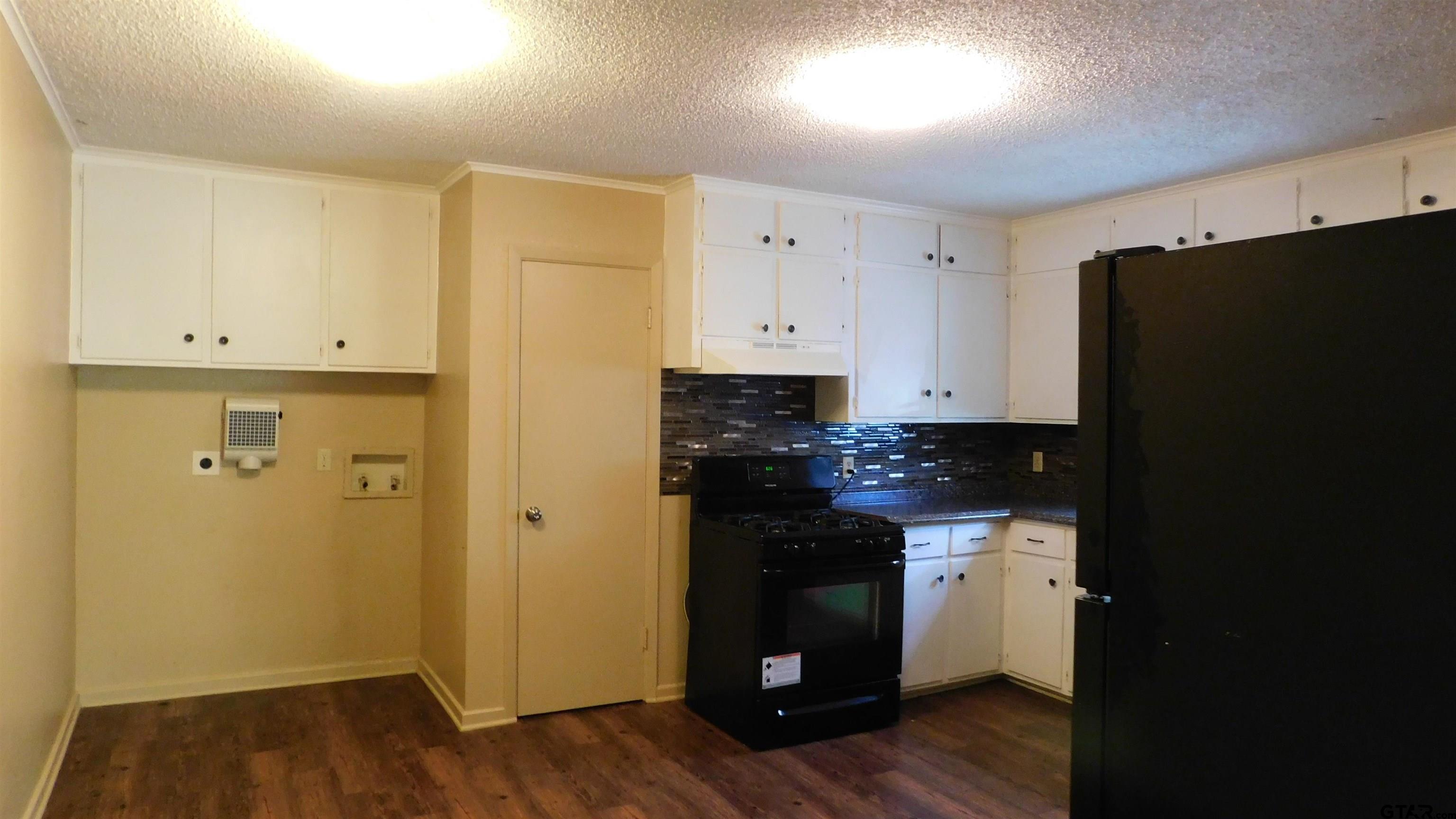 1701-1703 N Fannin