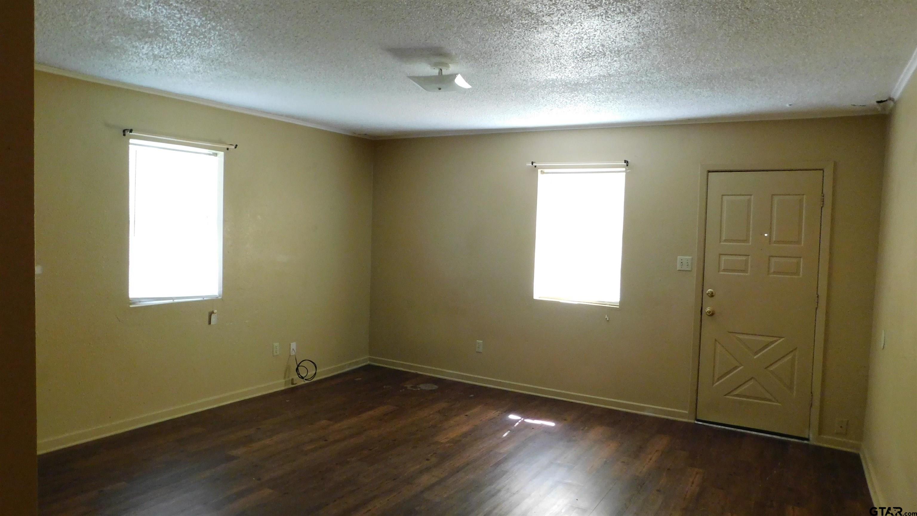 1701-1703 N Fannin