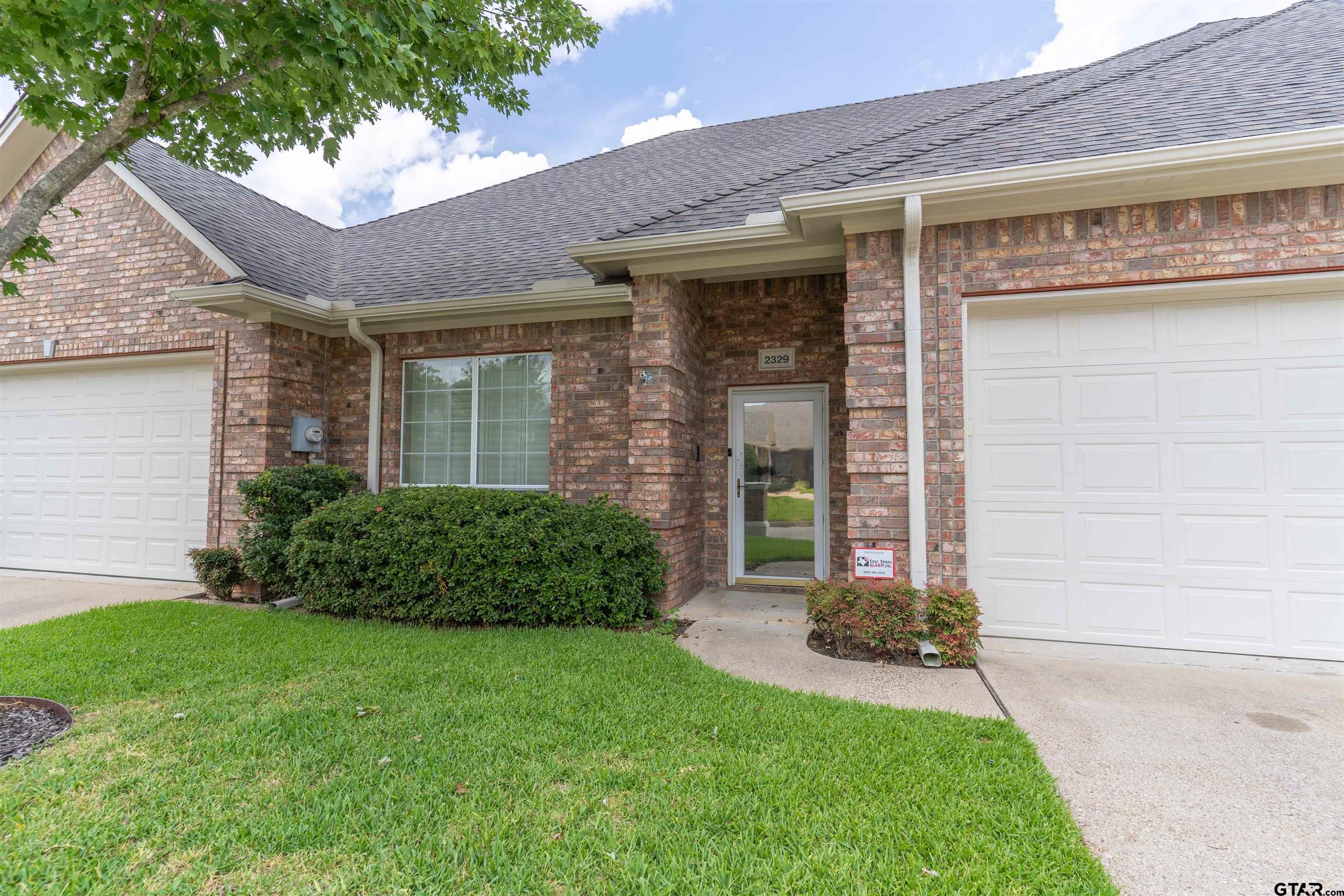 2329 Dietz Ln