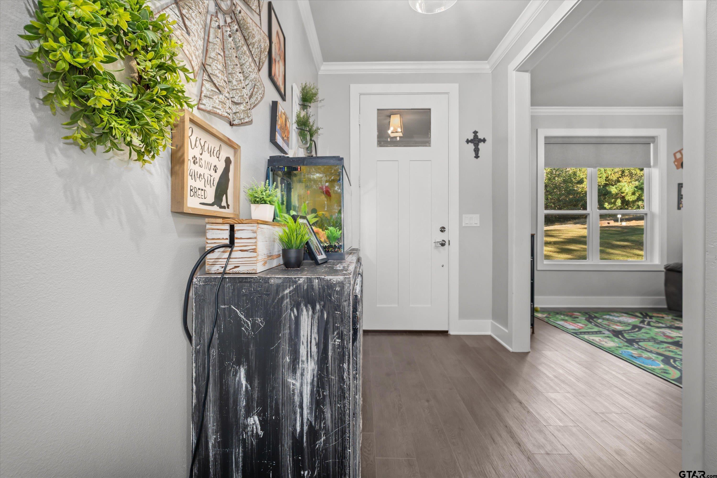 500 Private Road 8454